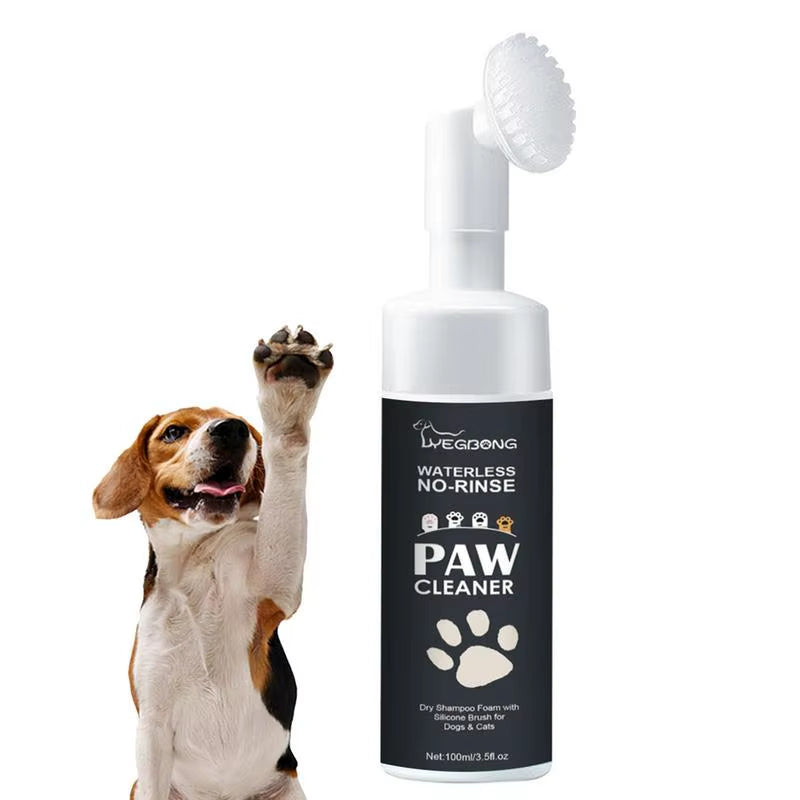 "Zampine Pulite in un Soffio 🐾 – Schiuma Magica Senza Risciacquo con Spazzola in Silicone!"
