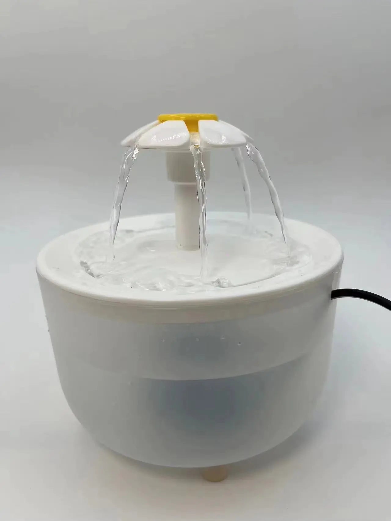 Premium Auto-Filtered USB Electric Cat Water Fountain 1200ml - Perfect for Happy and Hydrated Pets!