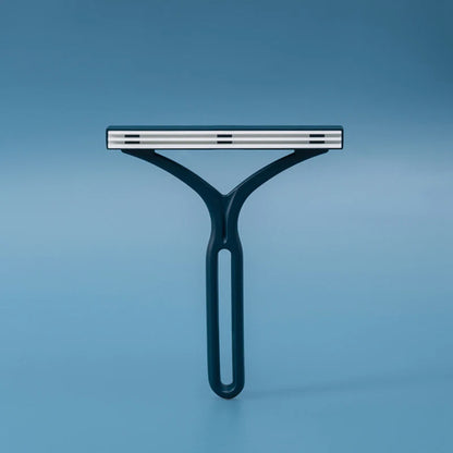 Ultimate Portable Pet Hair Remover Brush - Effortlessly Clean Lint, Fur & More from Clothes, Furniture & Carpets!